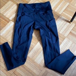 Lululemon High Rise Cropped Leggings Size 4